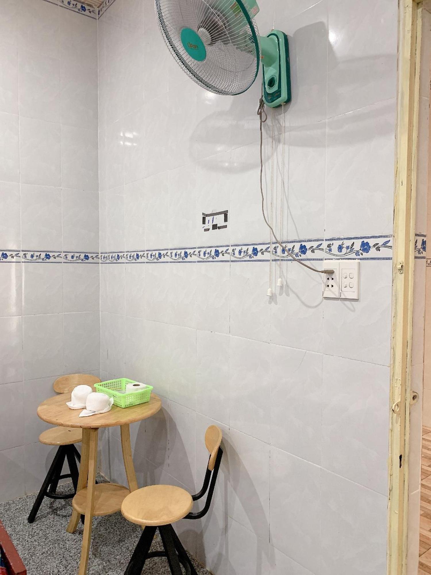 Hotel Nhà Nghỉ TáN PháT à Ap Thanh Son Extérieur photo